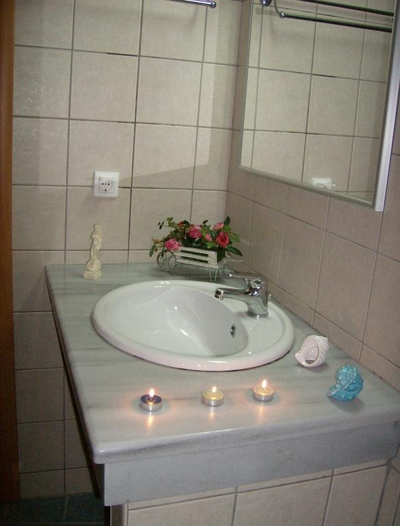 Sunshine Studios & Apartments Stalida Стая снимка