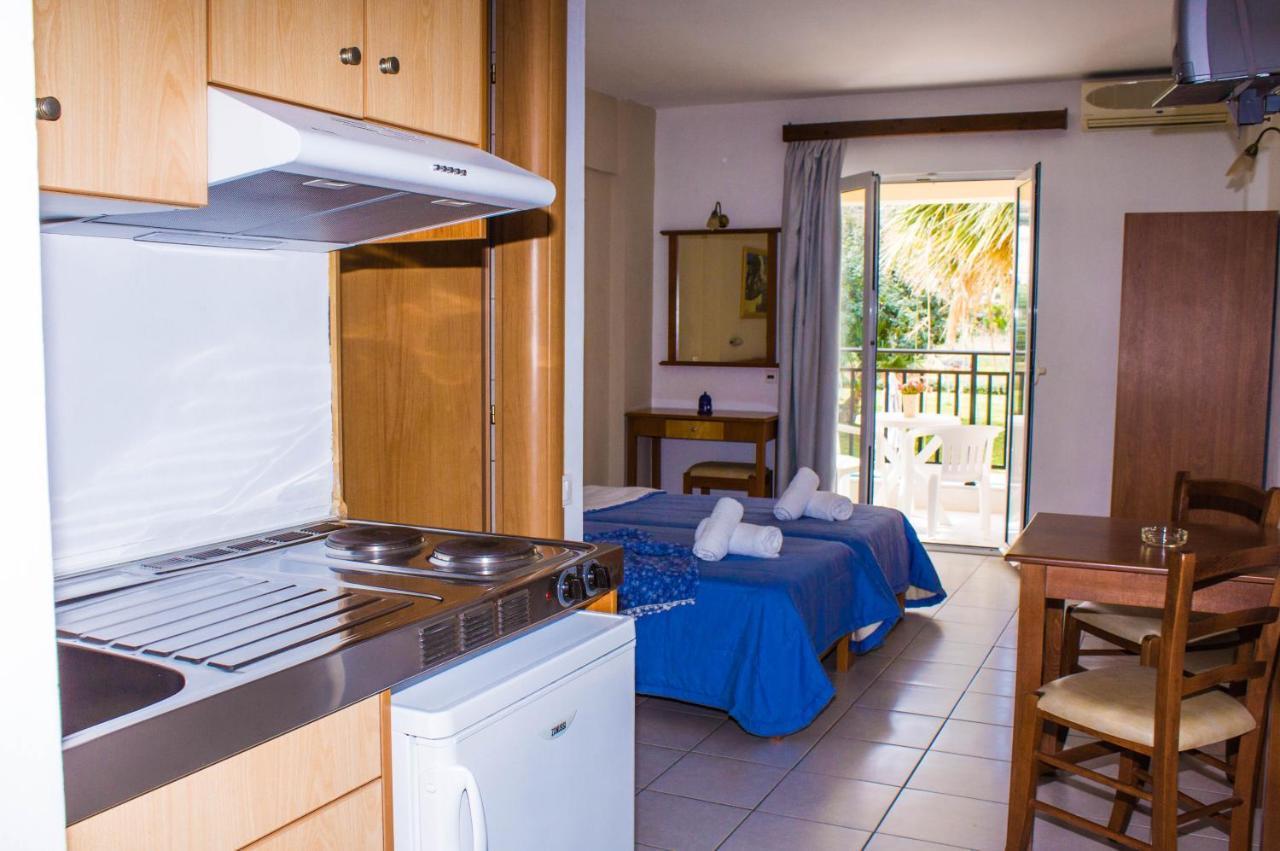 Sunshine Studios & Apartments Stalida Екстериор снимка